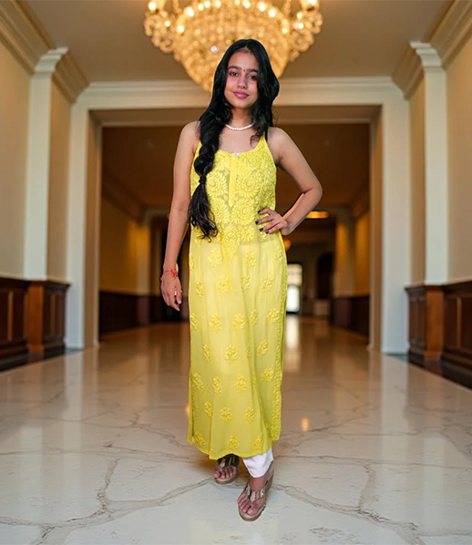Fabric- Viscos Chikankari Strap Kurti